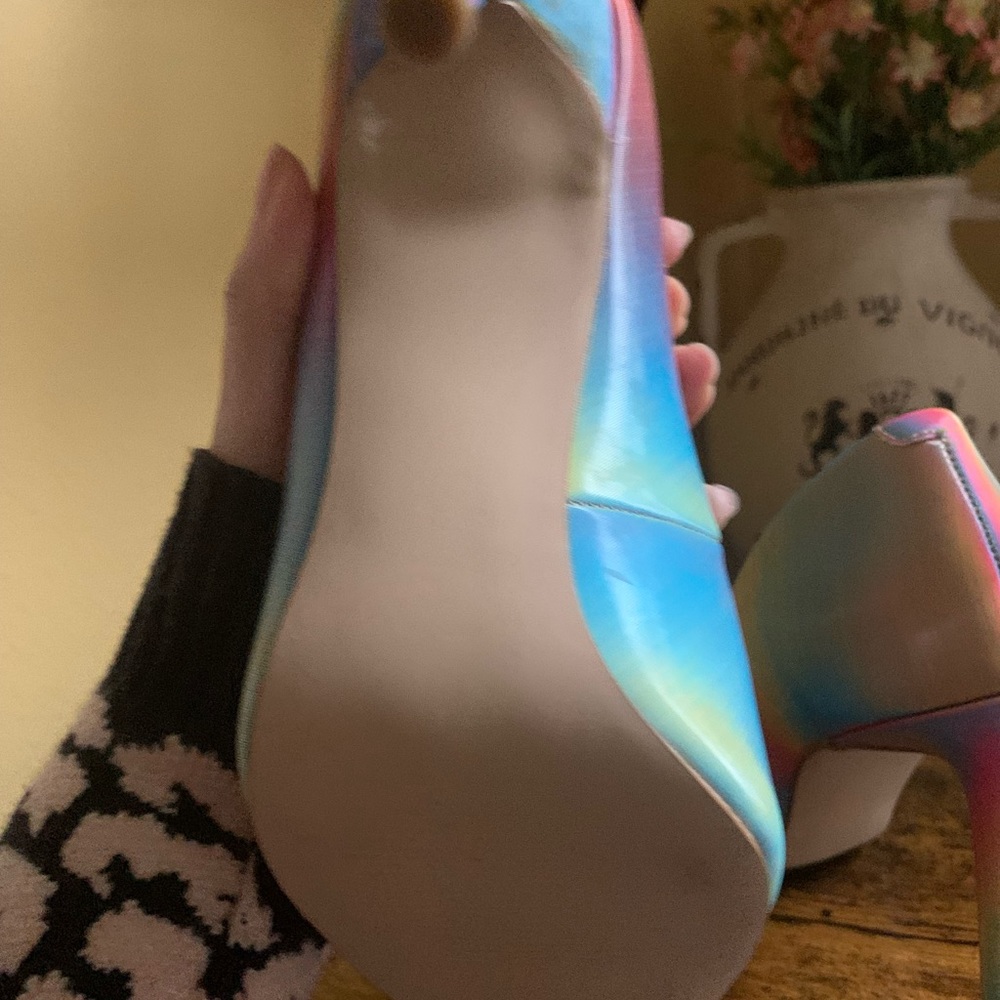 Steve Madden Rainbow Pumps Size 7.5-NEW